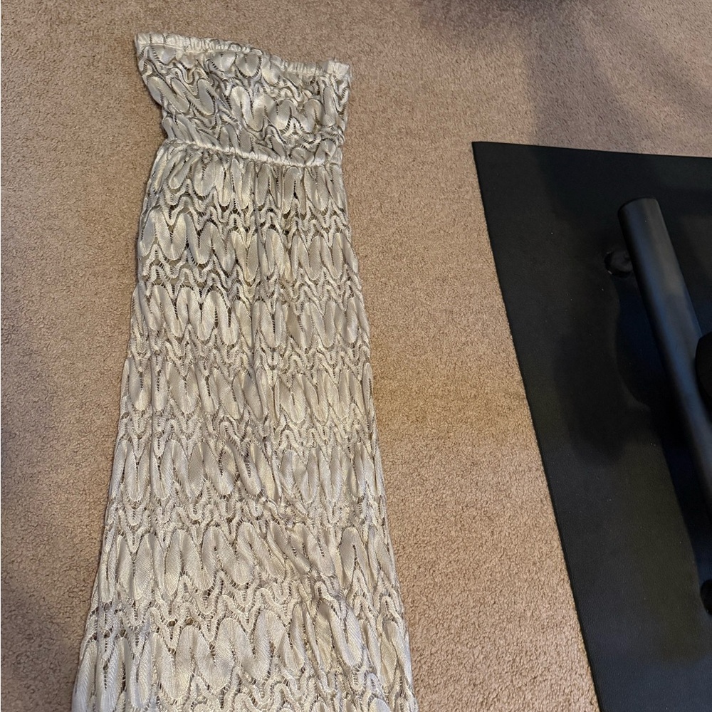 Elegant Cream Strapless Dress